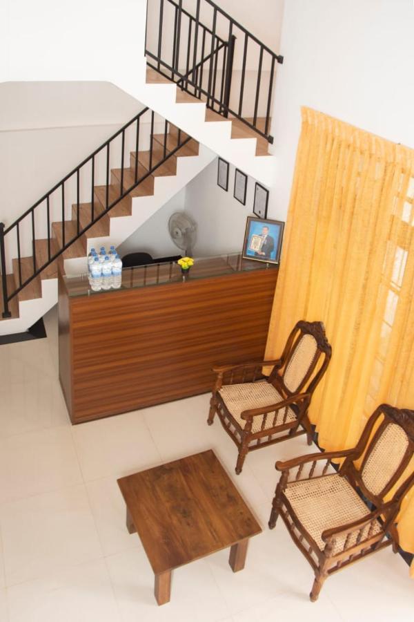 Sanmi Airport Resort Катунаяка Экстерьер фото